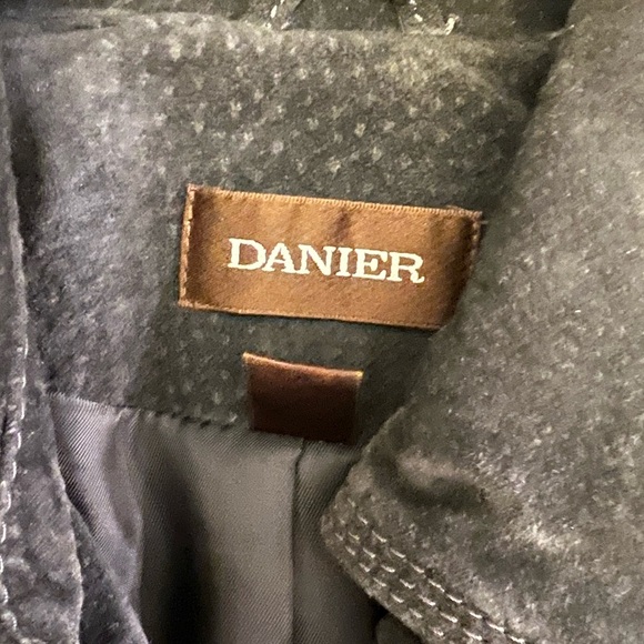 Blue suede jacket - Picture 3 of 10